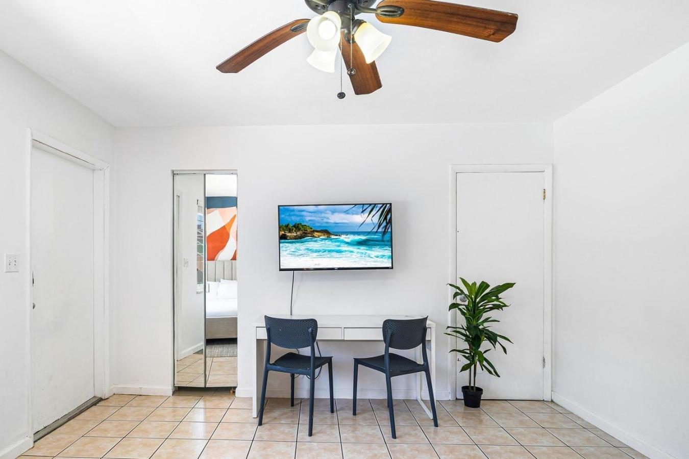 Hollywood Getaway Studio Near Beach Parking Διαμέρισμα Dania Beach Εξωτερικό φωτογραφία